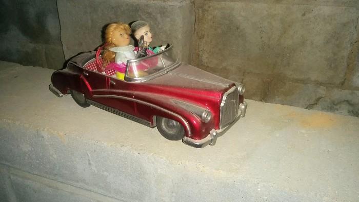 Barbie and her Sugar Daddy tooling around the cheatin' side of town....