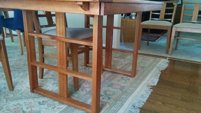 Detail of the underside of the Showers Brothers table. 