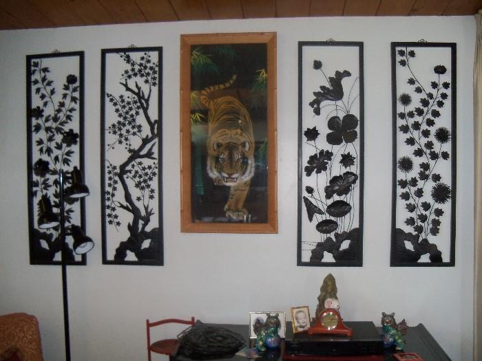 LOVELY JAPANESE ART AND AN INFAMOUS STALKING TIGER ART