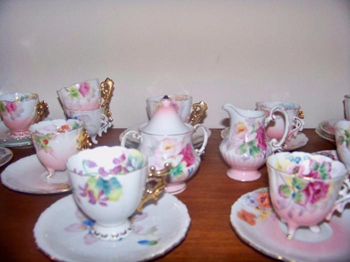 Tea cup are here and ready to go home with you..! 