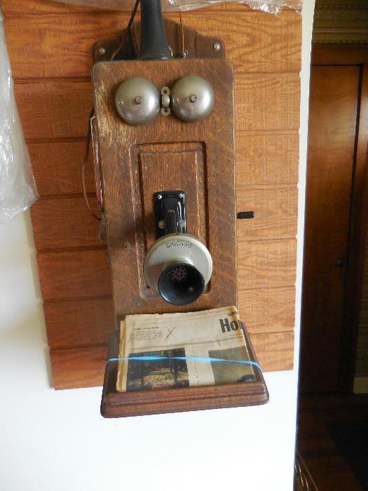Vintage Crank Telephone Mounted on Wood To hand.Mouth Piece says Chicago