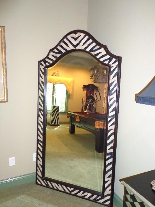 Zebra mirror 