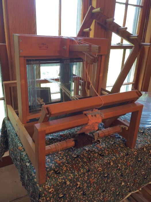 Working 4 harness table loom w extra spindles. Solid, excellent condition.$325.