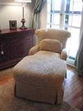 Very comfortable Chaise lounge!
