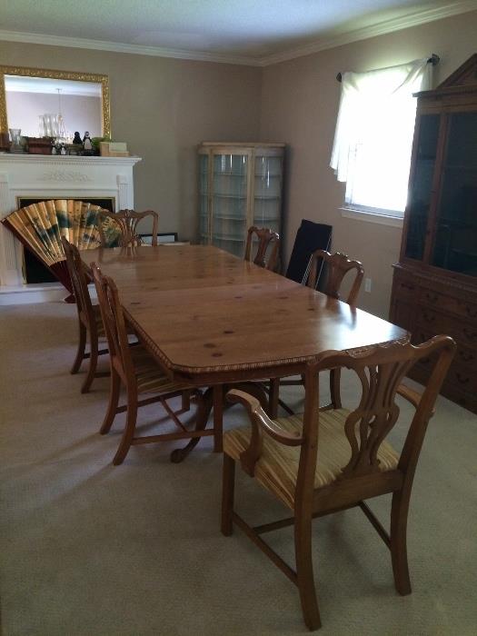 Incredible "The Pine Grouping by Drexel" banquet sized dining table and six chairs, dining table has three leaves making it very flexible in size and seating.