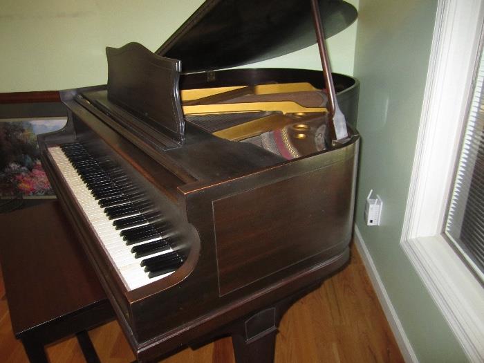 BABY GRAND GEORGE STECK PIANO