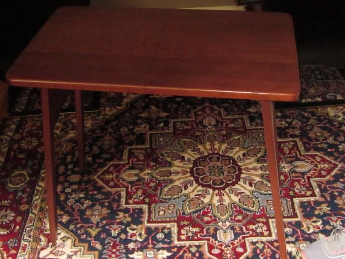 Mahogany folding table 