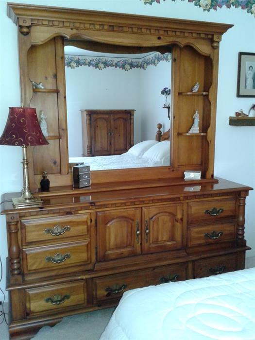 pine dresser with matching hutch mirror