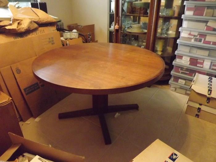 Danish Mid Century Modern Dining Table - Round with leaves and cover