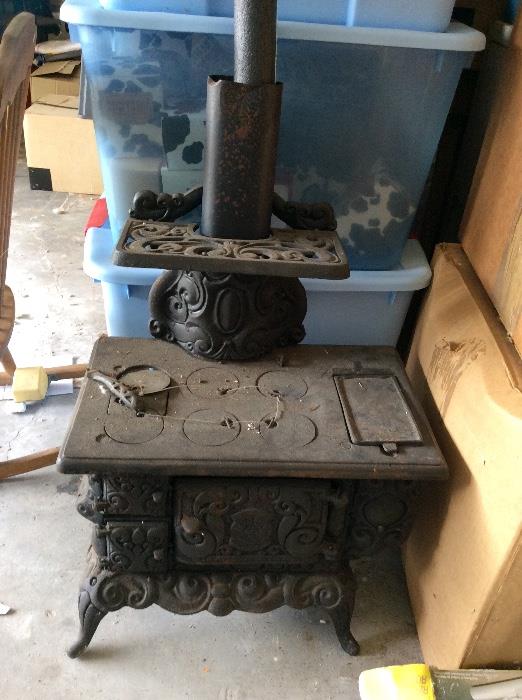 Antique Salesman sample Cast iron stove