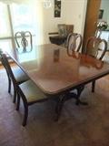 Lovely Flame Mahogany Dining Room Table and Chairs