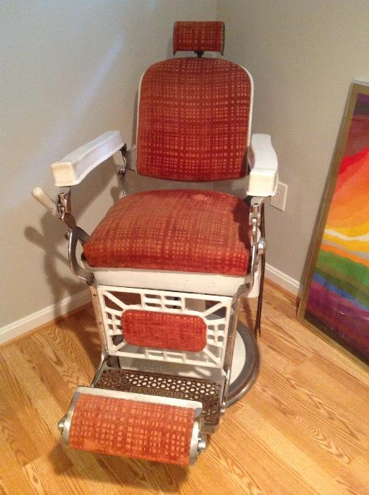 Berninghaus Barber's Chair