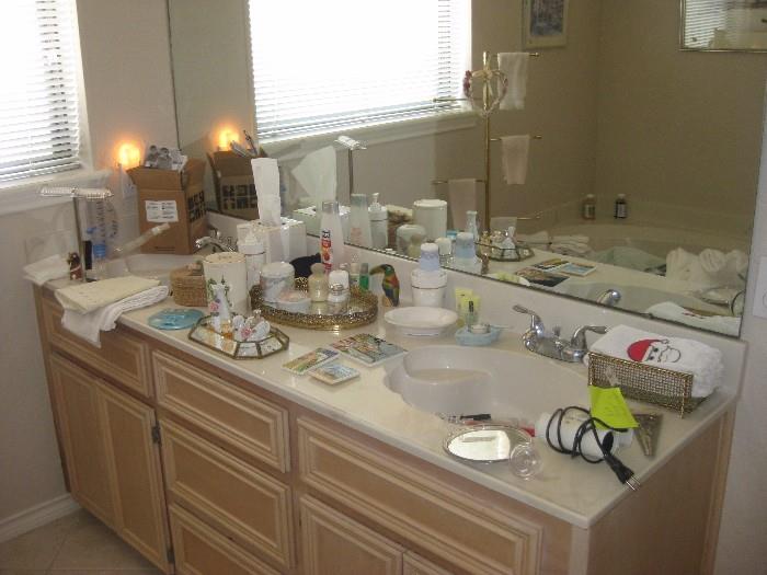 bathroom items, perfumes and vanity items