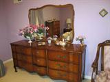 Henerdon dresser
