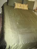full size bed Linens for sale too