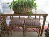 sunroom table with stools