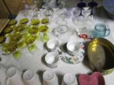 LOTS OF GLASSWARE