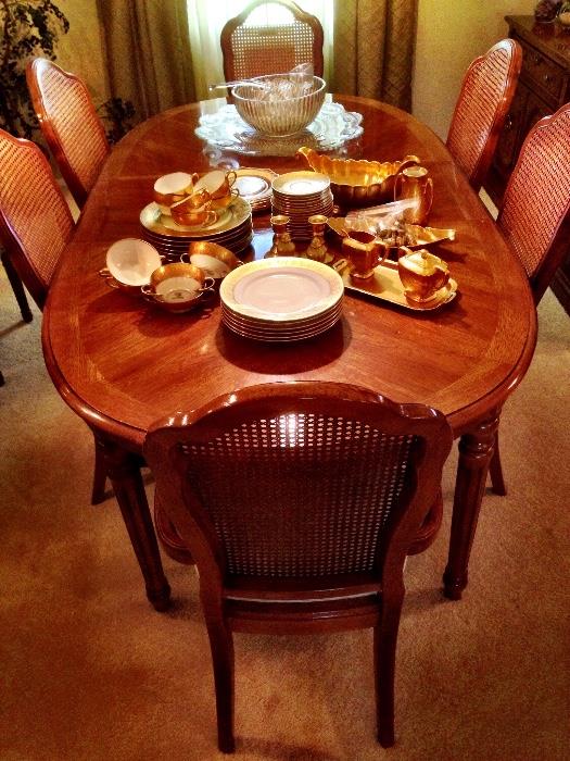 For Your Family China That You'll Serve On This Fantastic...Spotless...Thomasville Dining Set w/8 Chairs...Leaf...and Table Pads!