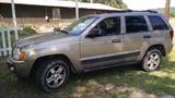 2005 Jeep Grand Cherokee Larado - 116K miles, leather, sliding sun roof