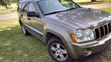 2005 Jeep Grand Cherokee Larado - 116K miles, leather, sliding sun roof