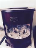 MUSIC BOX THAT HOLD 6 DISKS