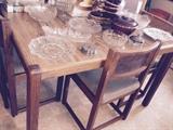 DINETTE TABLE