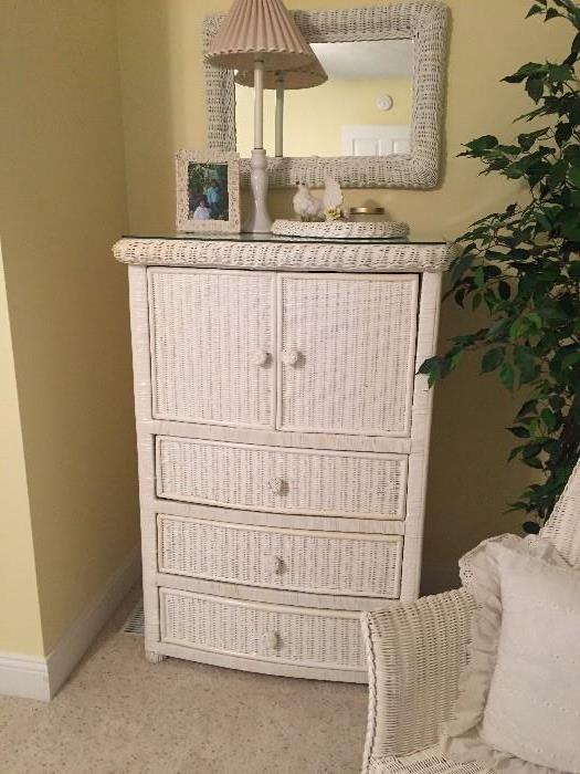 Beautiful Wicker Chest of Drawers  .