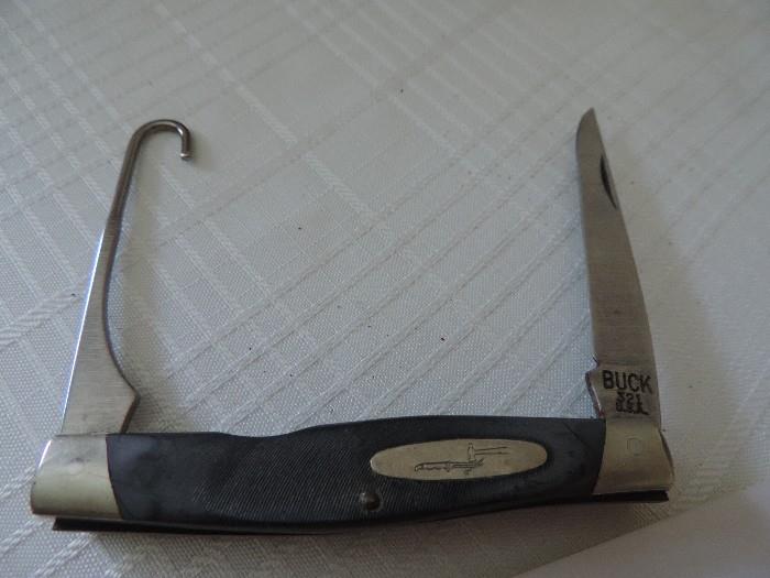 Vintage Buck 321 Bird Gut Hook Pocket Knife