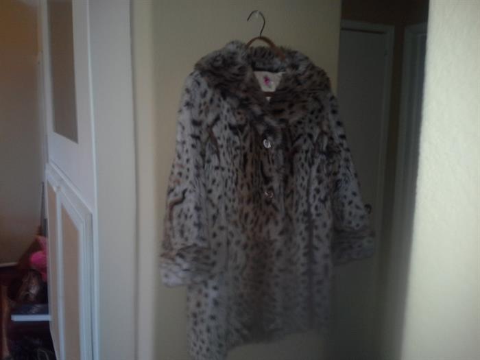 Vintage faux fur coat $20....now $10