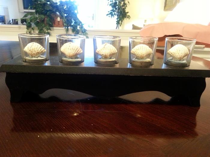 Candleholder with seashell candles