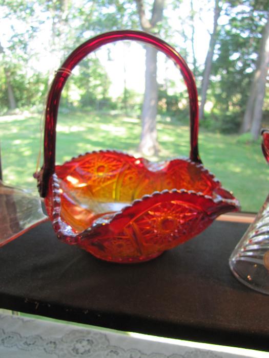 Imperial Heirloom Red carnival glass bowl
