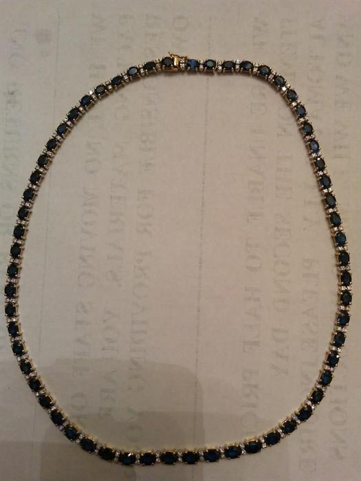 Very fine Sapphire Necklace,  the beautiful sapphires set in yellow and white 14K gold.
