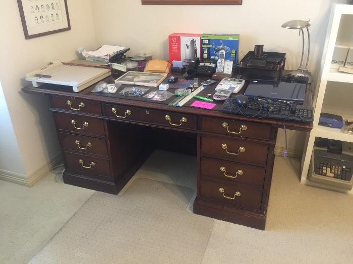 Very nice mahogany office desk
