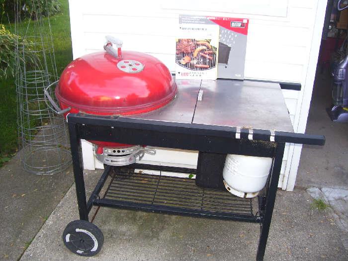 Very good condition Weber grill.