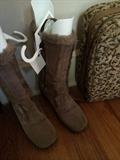 Yodeler's boots, size 8 , tapestrty sitc ase
