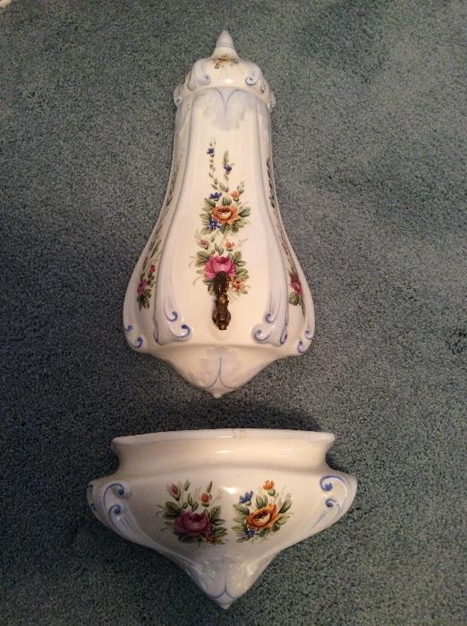 Floral ceramic set