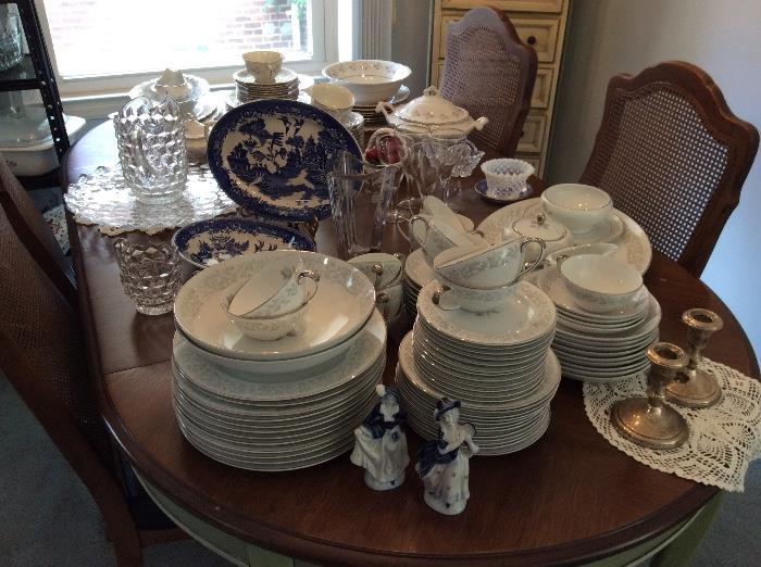 Full china dinnerware set