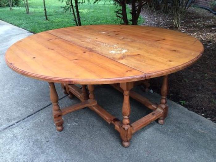 6 foot pine table $400