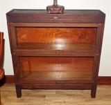 ANTIQUE BARRISTER SMALL UNIT