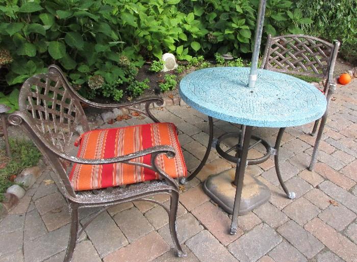 outdoor table and chairs