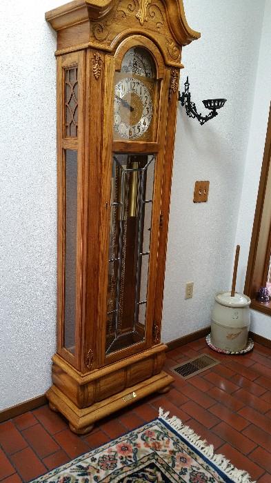 Ridgeway Grandfather clock - works great!  Westminster chimes...