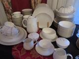 MONTBLANCE  FINE CHINA
NORITAKE CHINA