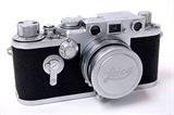 Lot 67: 1955 Leica model 111F DBP with Ernst Leitz GmbH Wetzlar
F=5cm 1:2 lens, near mint condition with lens cap, est. $400.00-$600.00