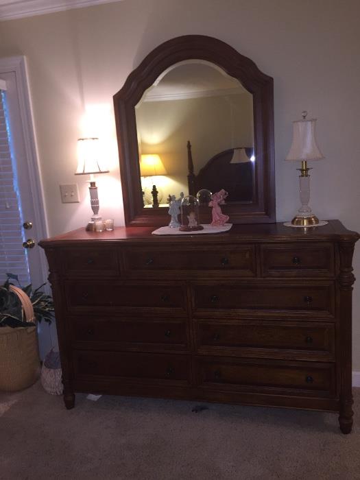Bassett Triple Dresser with Mirror, Pair of Lenox Lamps