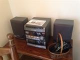 Stereo receiver and speakers