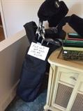 Full set Wilson golf grubs like new right handed