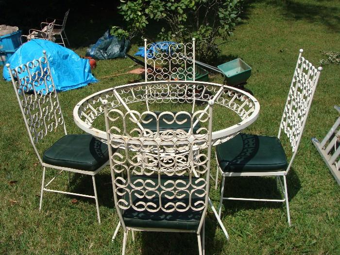 Ornate Iron Patio Set needing a glass top to complete the set