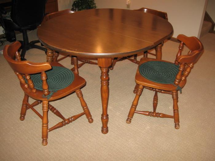Kitchen table 4 chairs, 51 long with leaf 41 without,41 1/2 wide-$125.00