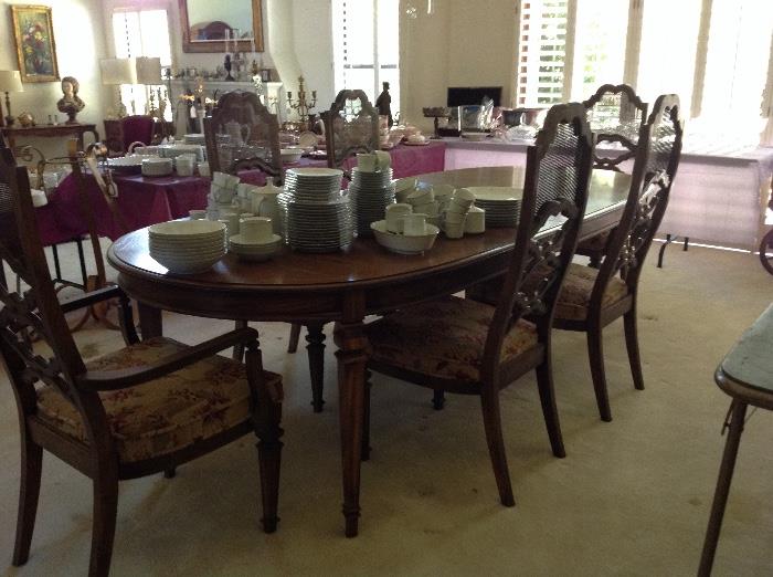LANE DINING ROOM TABLE CHAIRS 
