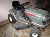 Craftsman LT 2000 lawn tractor with Koehler 17 hp engine